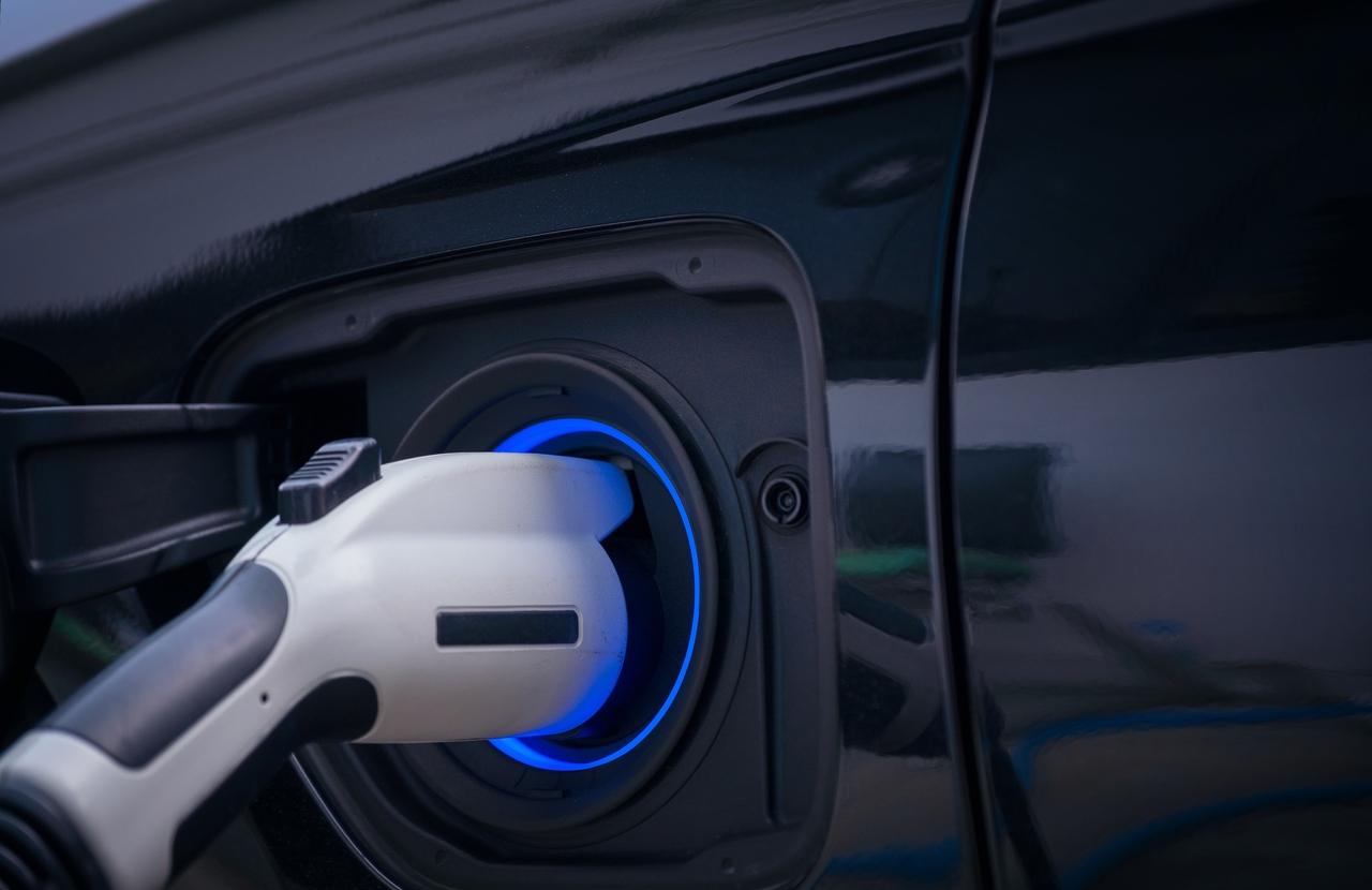 Explore how Tesla, Nissan, and BMW leverage advanced EV motor technologies to enhance electric vehicle performance and efficiency. This comparative analysis delves into innovations in stator core laminations and motor designs shaping the future of EVs.-1