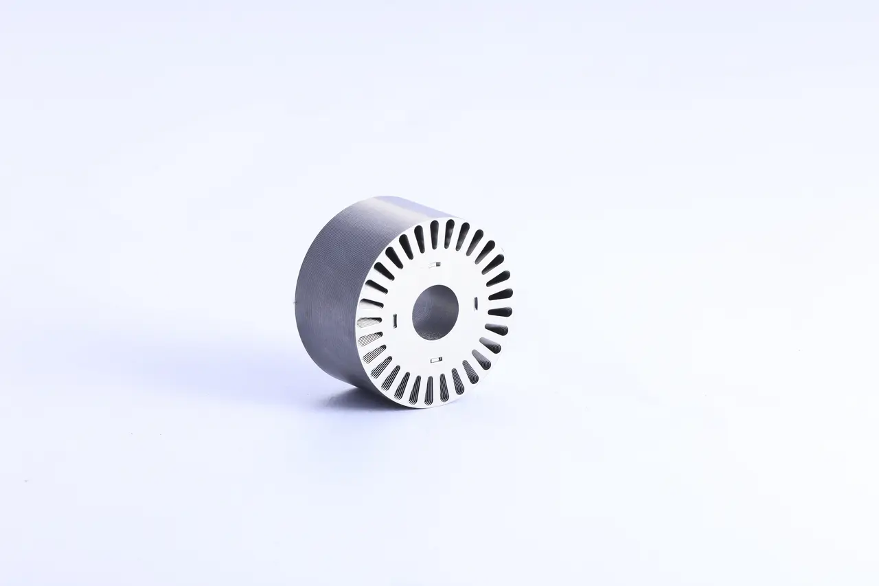 Electric machine rotor